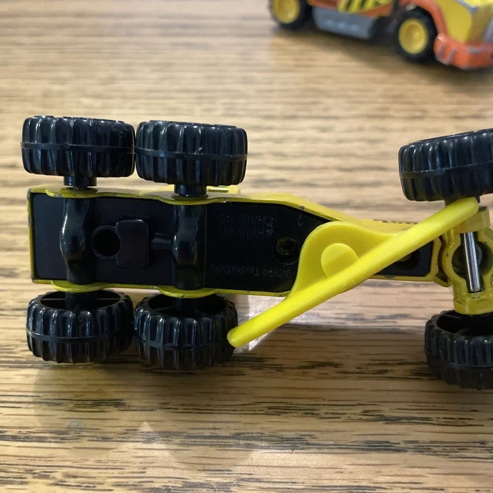 Tonka 1994 Yellow By Vintage Mini Diecast Construction Toy‎ & 2003 Lil Chuck